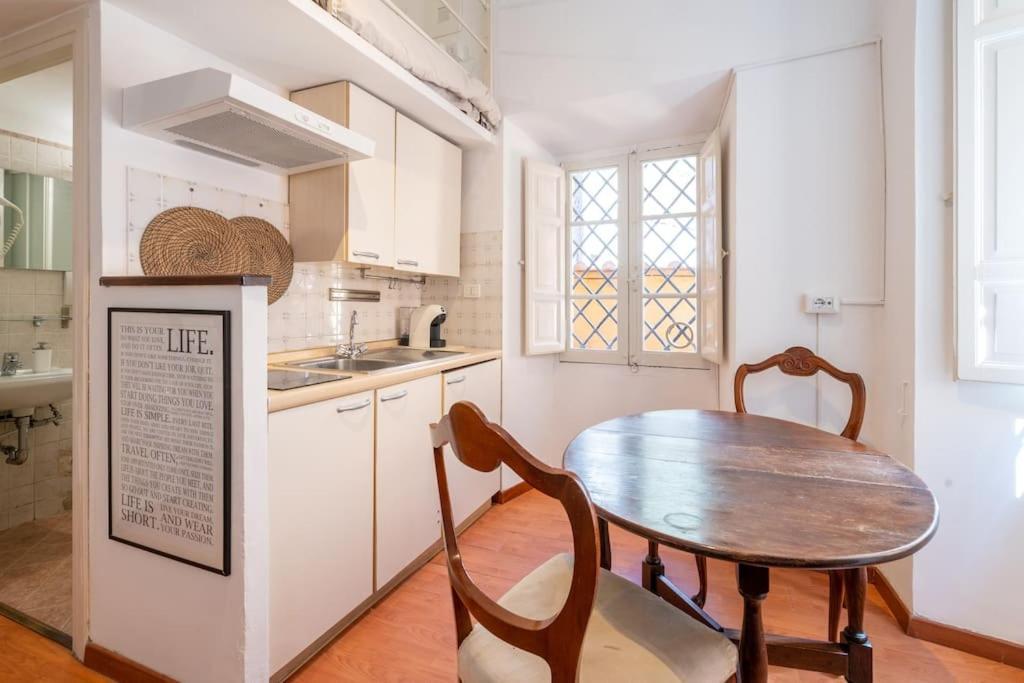 Tiny House Nel Cuore Di Roma Exterior foto